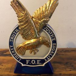 LICORERA ANTIGUA DE PORCELANA FILETEADA DISEÑO AGUILA