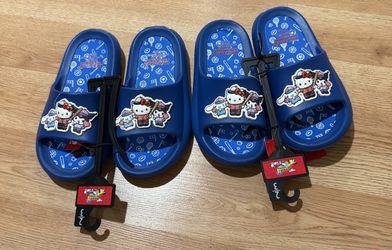 Hello kitty and friends by Sanrio kids unisex slides