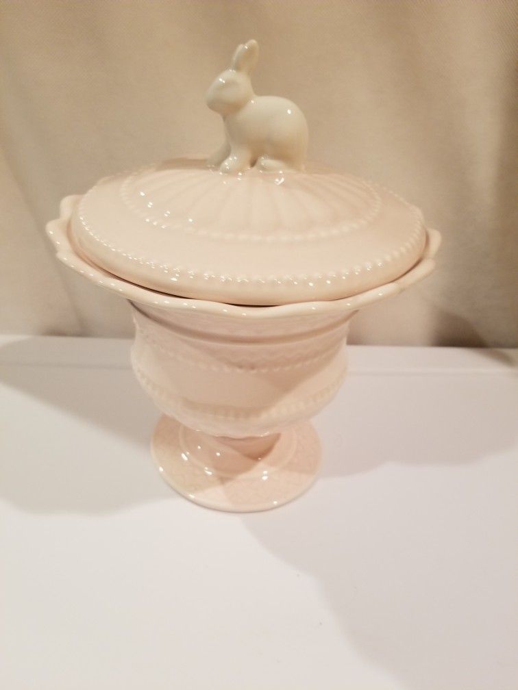 Light Pink Color Candy Dish