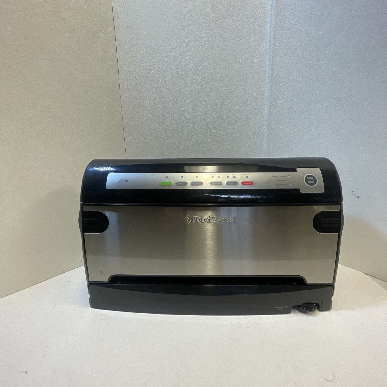 Foodsaver V3485 Smartseal Automatic Sealing Stainless Black Containers Bags Food
