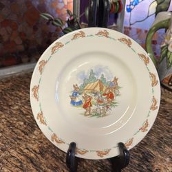 ROYAL DOULTON(MADE IN ENGLAND)