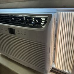 Frigidaire FFRA062WAE Window-Mounted Room Air Conditioner, 6,000 BTU with Multi-Speed Fan, Sleep Mode, Programmable Timer, in White window AC. 