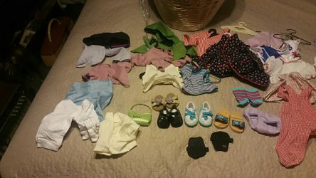 Wow super great deal American Girl dolls with over 40 accessories