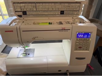 Janome Horizon Memory Craft 8200 QC