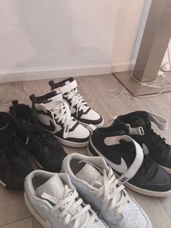 4 pairs of Jordans and Nikes shoes size 5