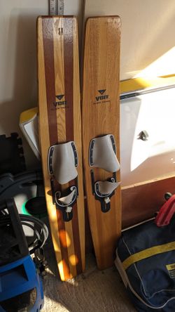 Classic Voit Short Competition Wooden Water Skis For Sale