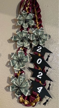 Graduation leis