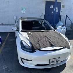 Auto glass