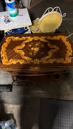 Vintage tea/liquor cart