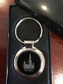 BRUSSELS KEYCHAIN