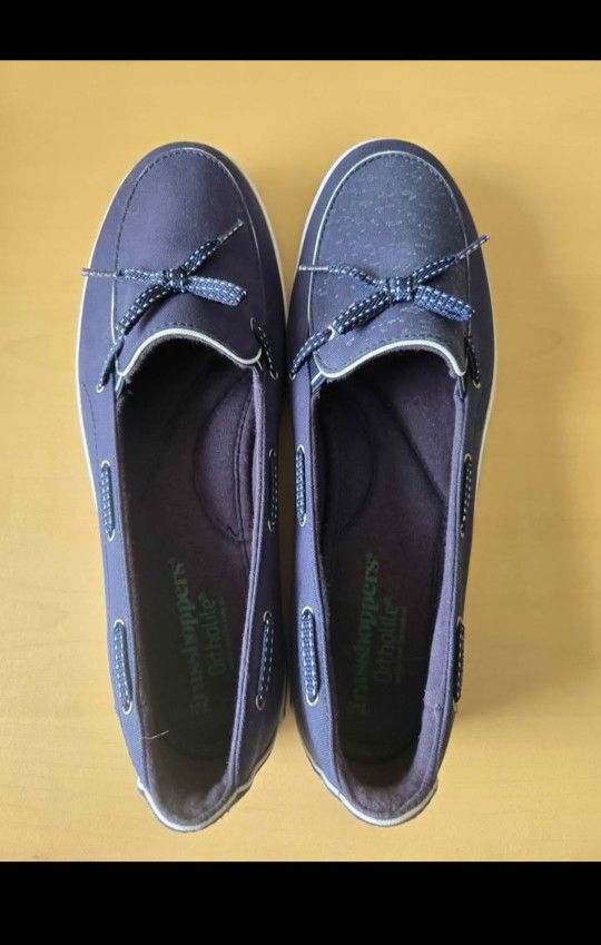 Women's Grasshopper Boat Shoes (size 10)