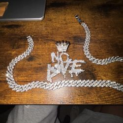 High Quality VVS Cuban Link Moissanite Chain + Pendant  