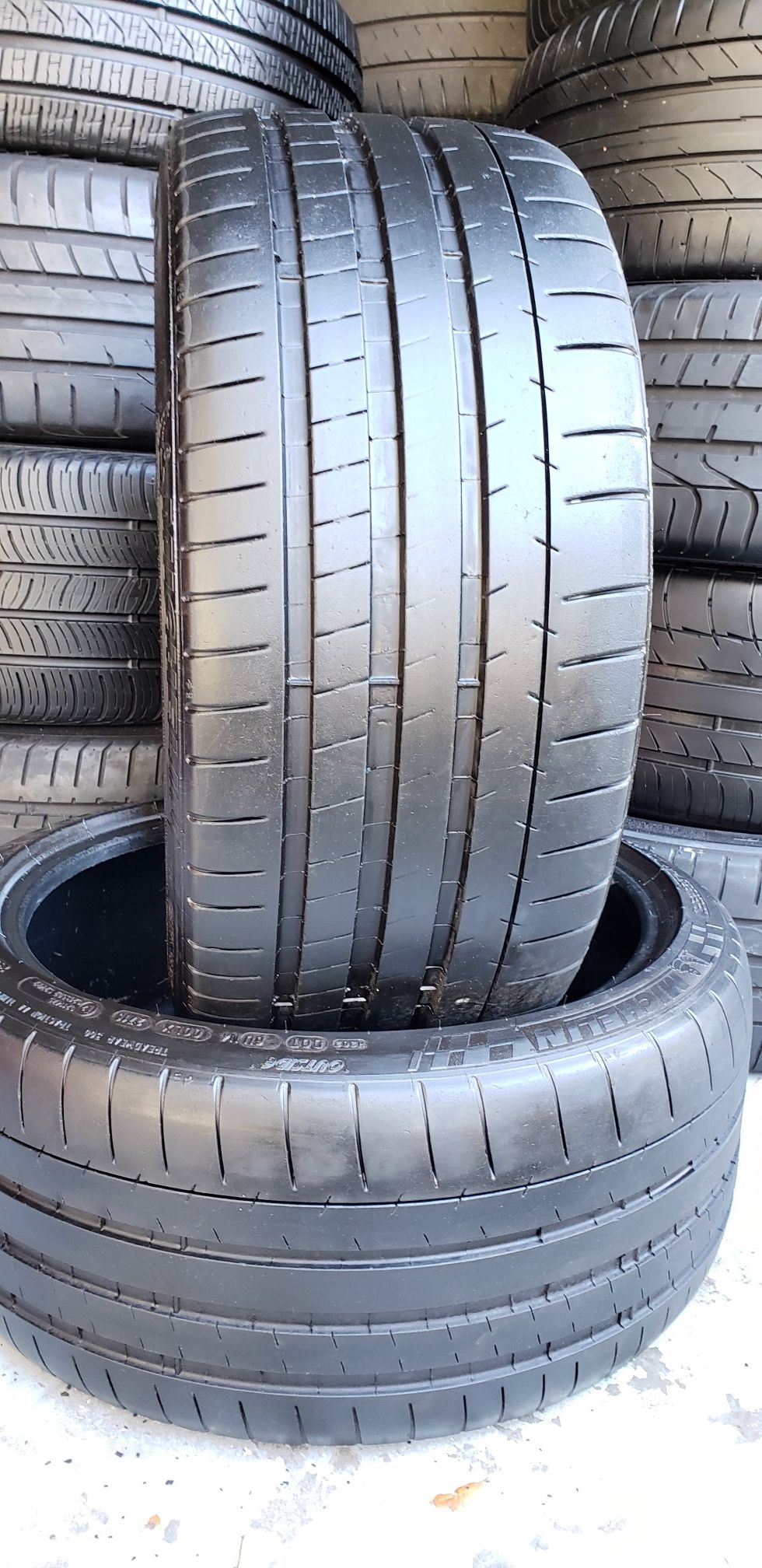 Two 225/40/18 MICHELIN PILOT SUPER SPORT 99% TREAD TIRES