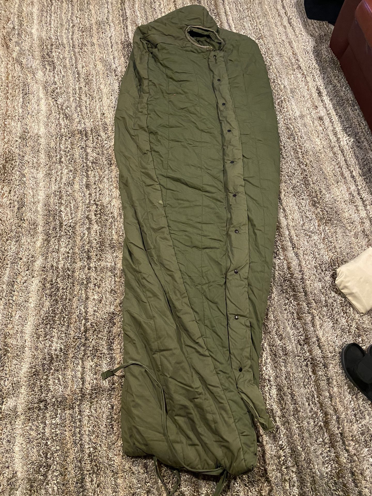 US Military Intermediate cold mummy sleeping bag with hood