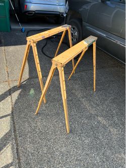 Heavy duty saw horses