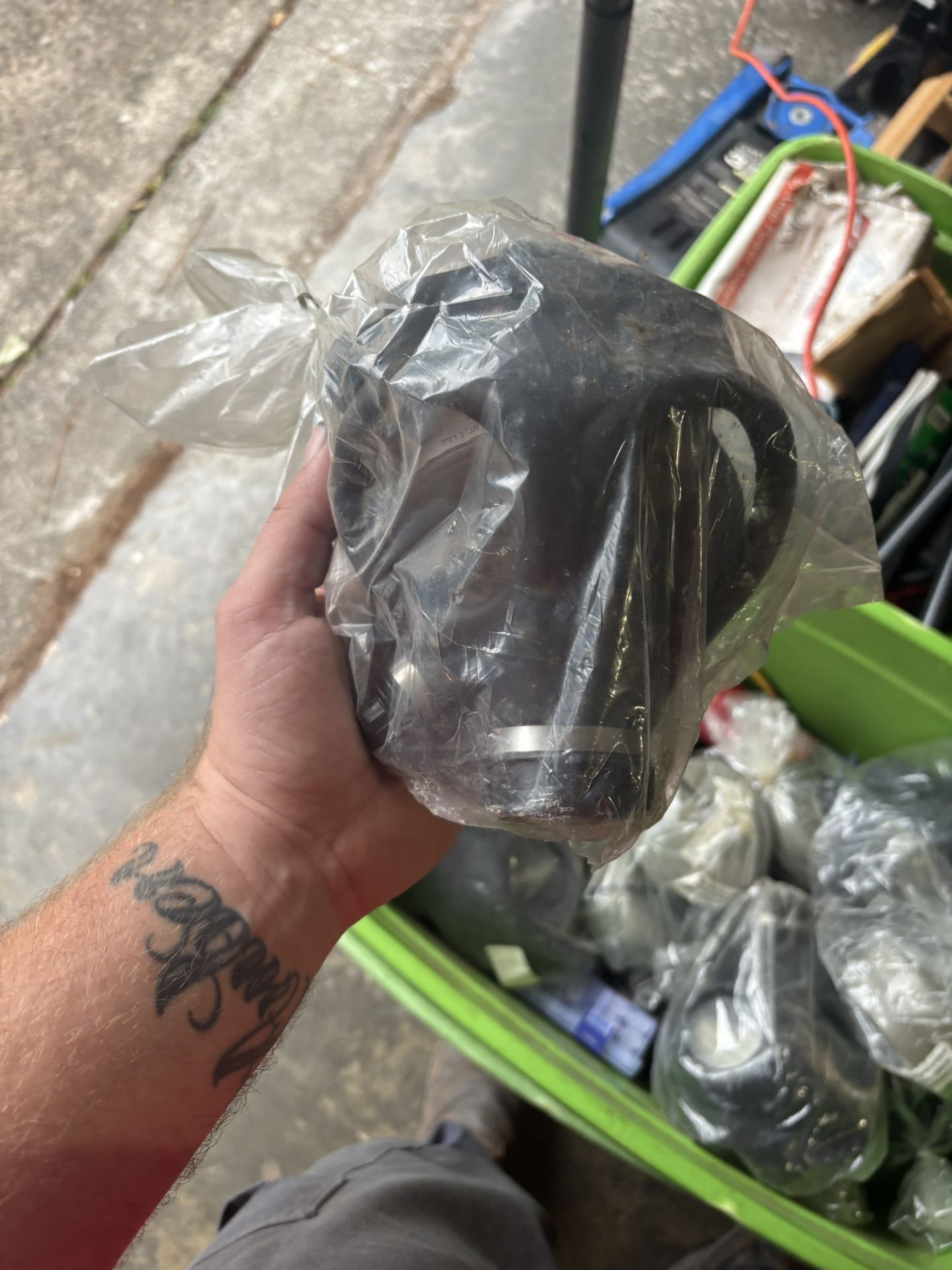 Gas Masks And Canisters
