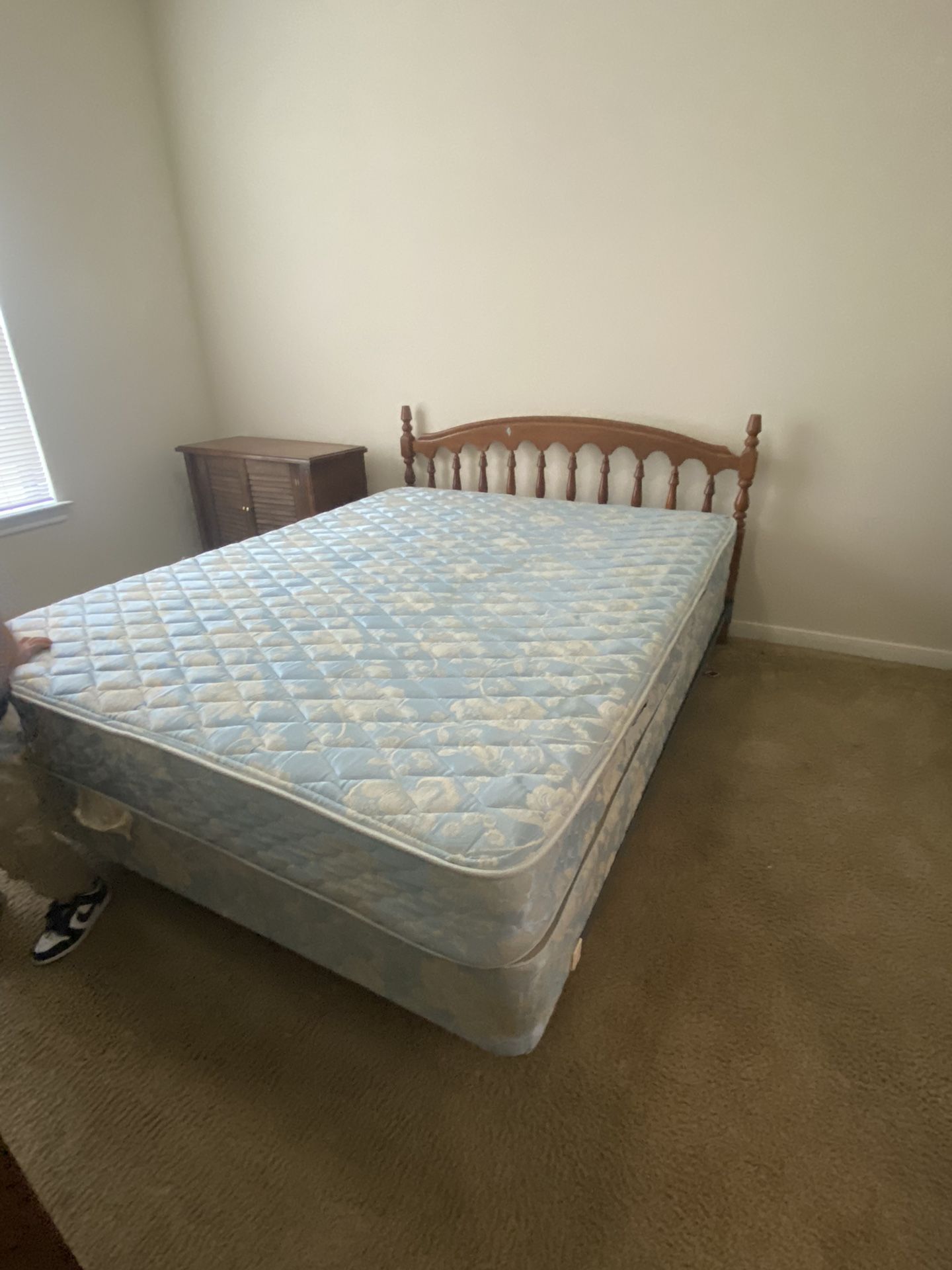 Bed With Bed frame