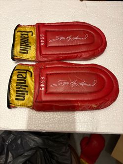 Franklin Sugar Ray Leonard Signed Boxing Gloves