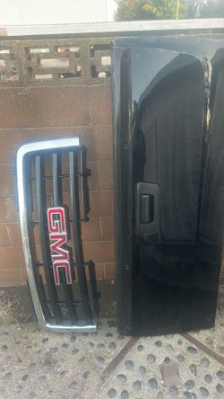 GMC truck grill and tailgate