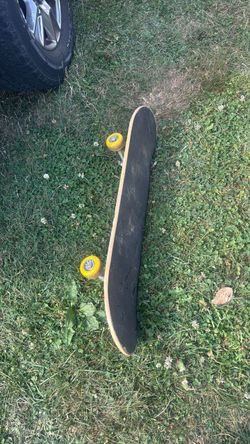 Skateboarding 🛹