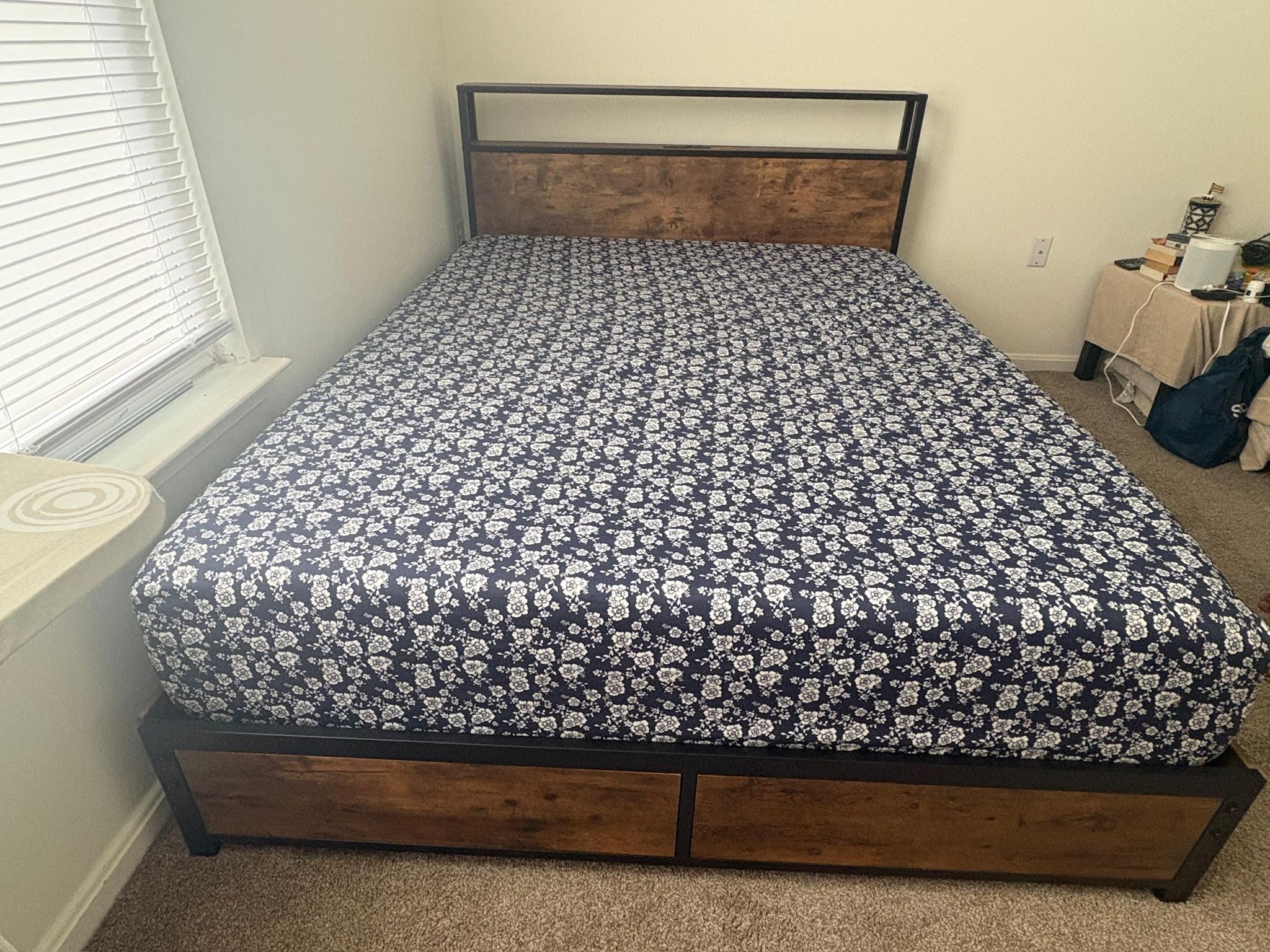 Queen Size Bed Frame With Mattress