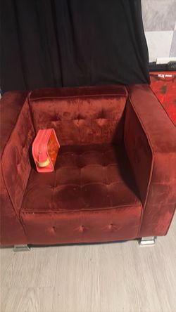 Velvet tougheted chair club seat