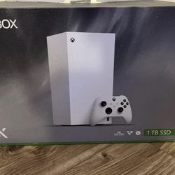 Xbox Series X 1TB All-Digital Console (Disc-Free Gaming) with Xbox Wireless Controller- 4K Gaming - 120FPS - Xbox Series X 