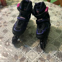 Girls Light Up Roller Skates *NEW*
