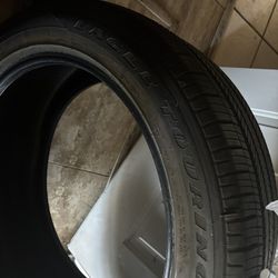 285 45 R22 Tires 