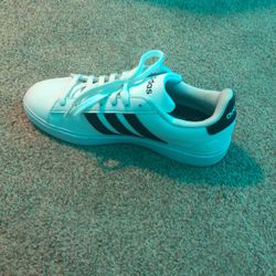 ADIDAS Shoe 