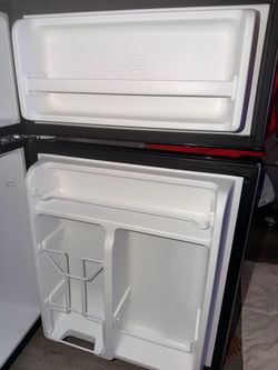 Galanz mini fridge
