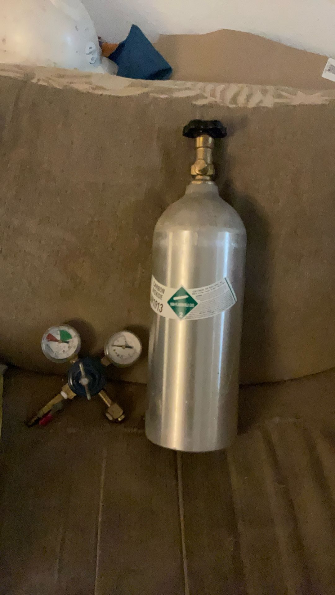 CO2 Tank and Gauges