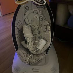 Mamaroo 4mom
