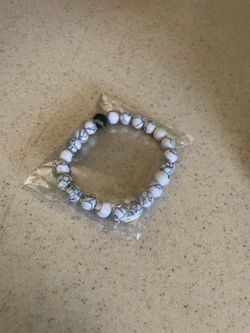 Minecraft dog white and white and black bracelet