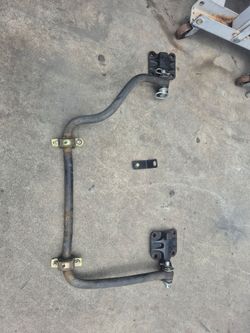 Sway bar quick disconnect