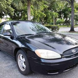 2004 Ford Taurus