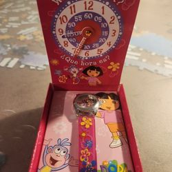 2004  Brand NEW Dora The Explorer Watch