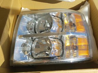 2008 GM Chevy Truck headlights