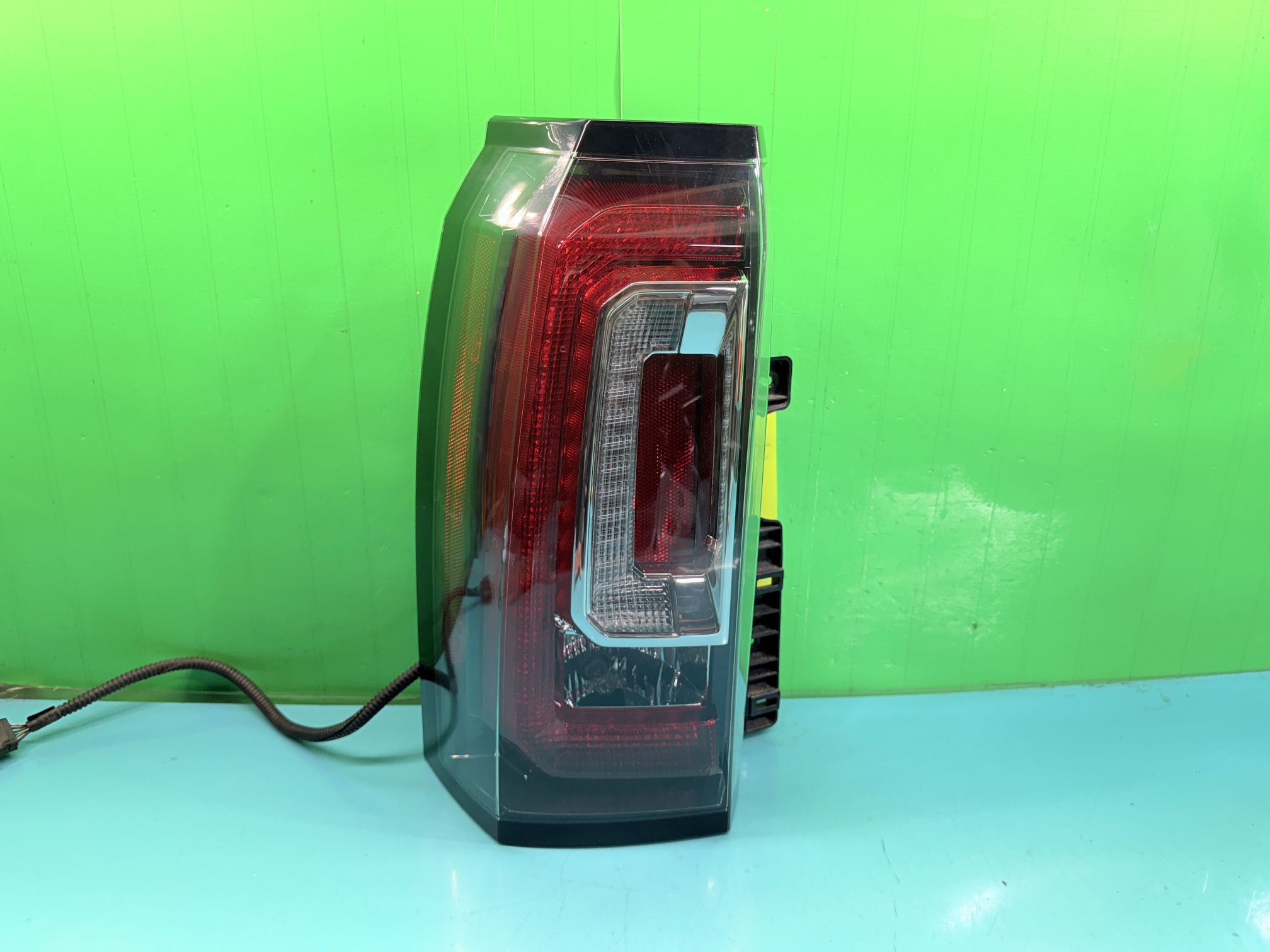 Tail Light Yukon 2015 2016 2017 2018 2019 2020 Oem