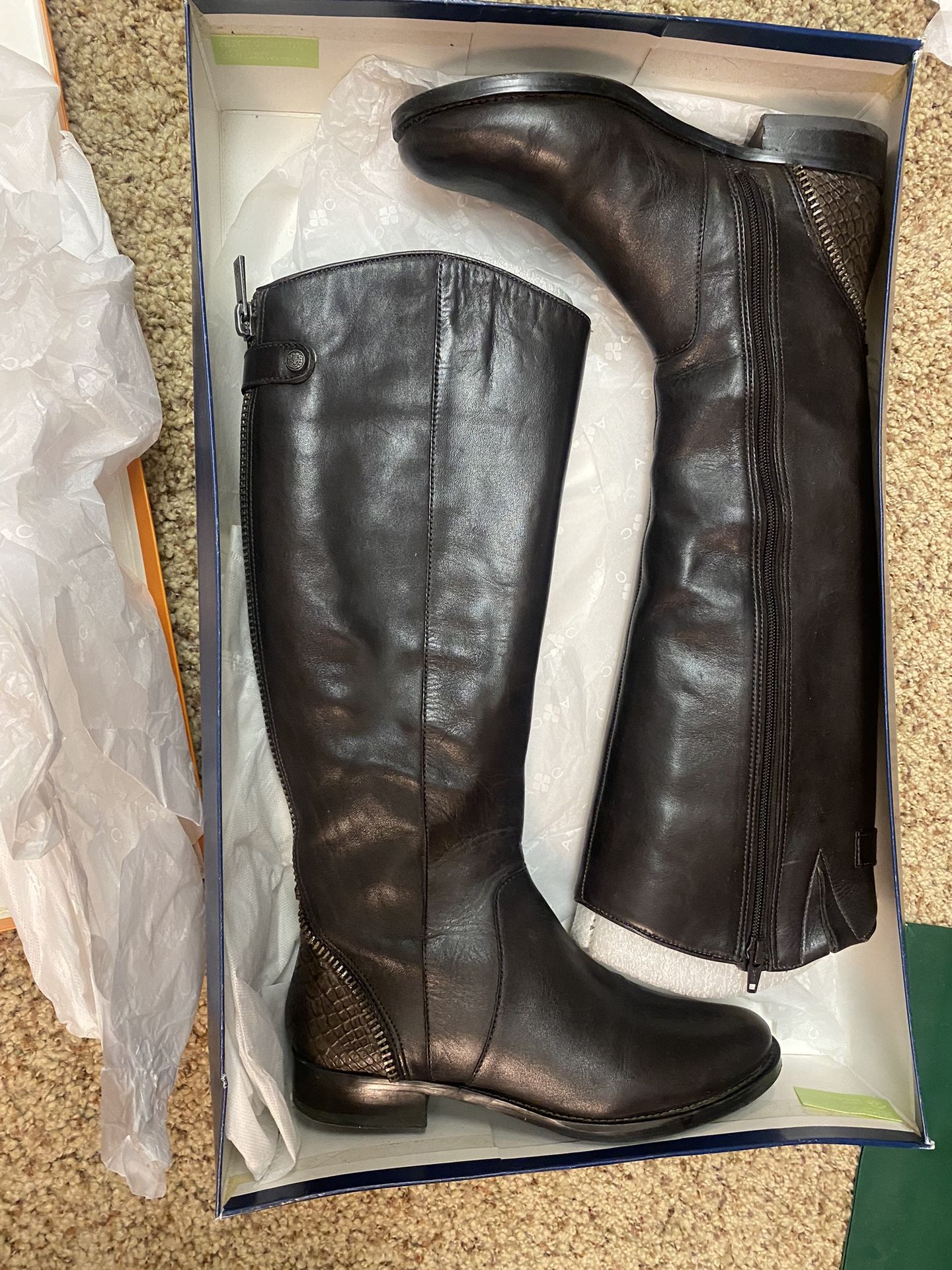 Arturo chiang boots at facility Size 7.5