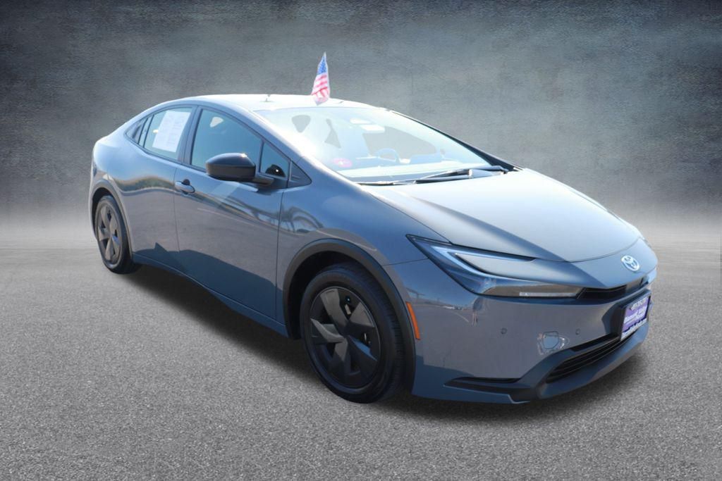 2024 Toyota Prius