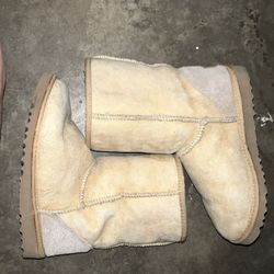 Ugg