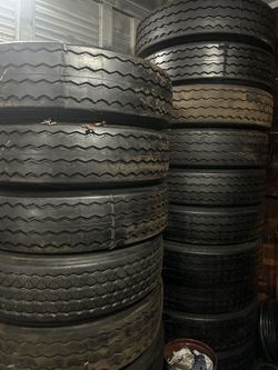 New Recap Tires 295/75 22.5