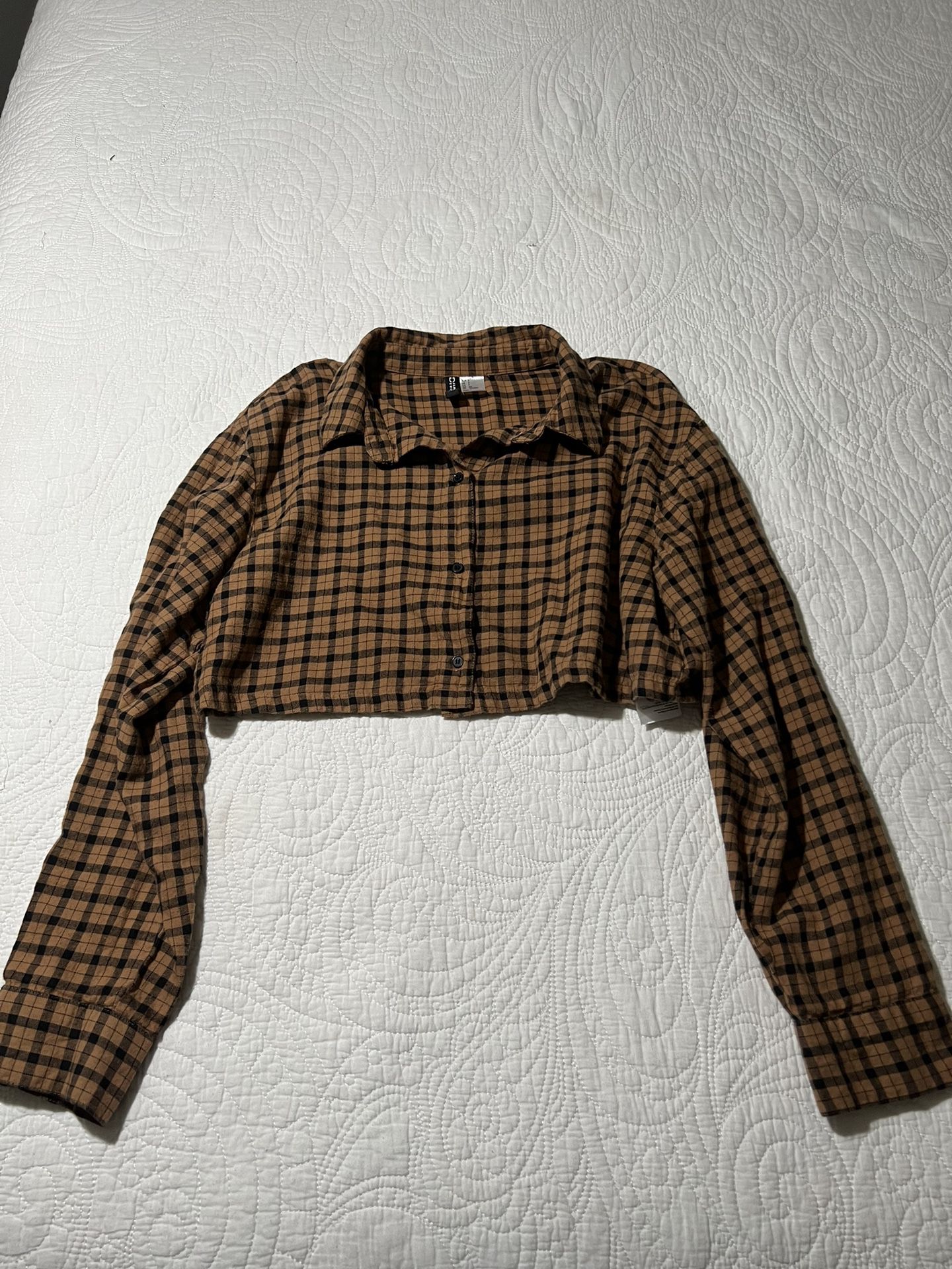 Lot Of 3 Long Sleeve Cropped Tops Size Small.