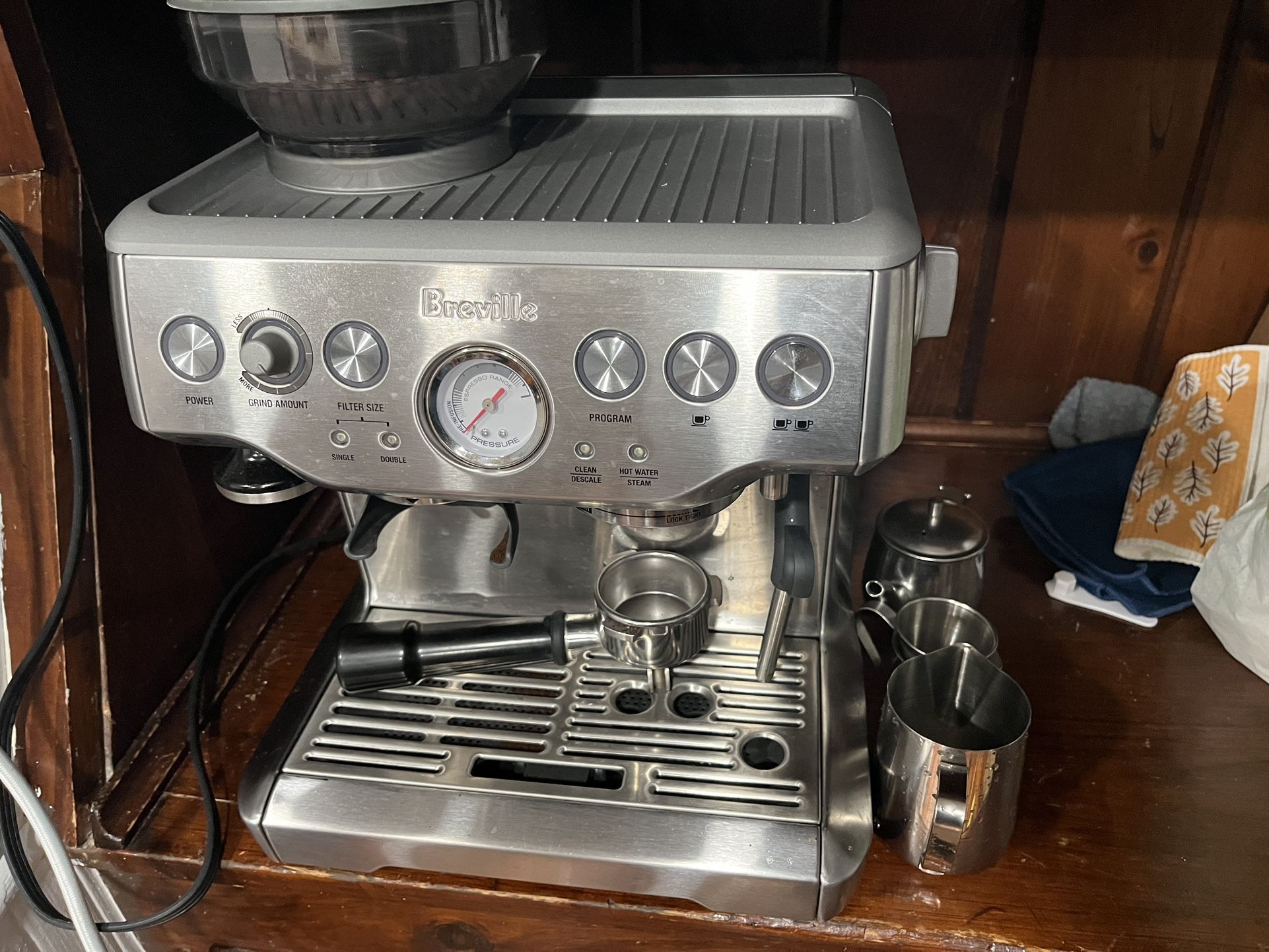 Breville Barista Express Espresso Machine