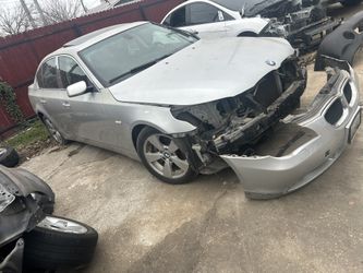 05 BMW 530 PARTS 