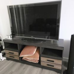 Black Wood Grain TV Stand