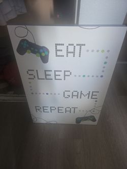 Gaming room deco picture