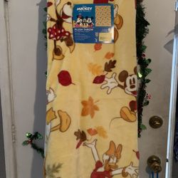 Mickey & Friends Blanket