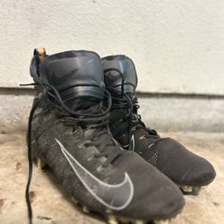American football boot